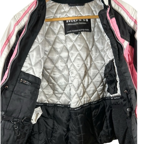 Mossi Motorsports Women's Nylon Full-Zip Racing Jacket runs small it fits size 6 - Picture 5 of 15